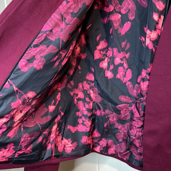 DB Established Burgundy Jacket - Picture 5 of 9